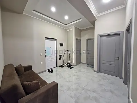 Satılır 2 otaqlı yeni tikili 87 m²