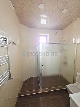 Satılır 6 otaqlı mənzil 300 m²