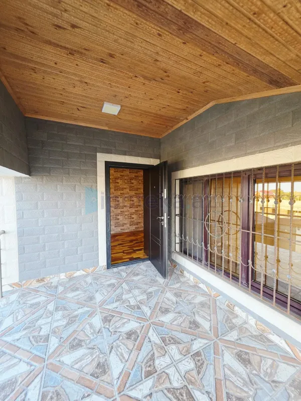 Satılır 6 otaqlı mənzil 300 m²