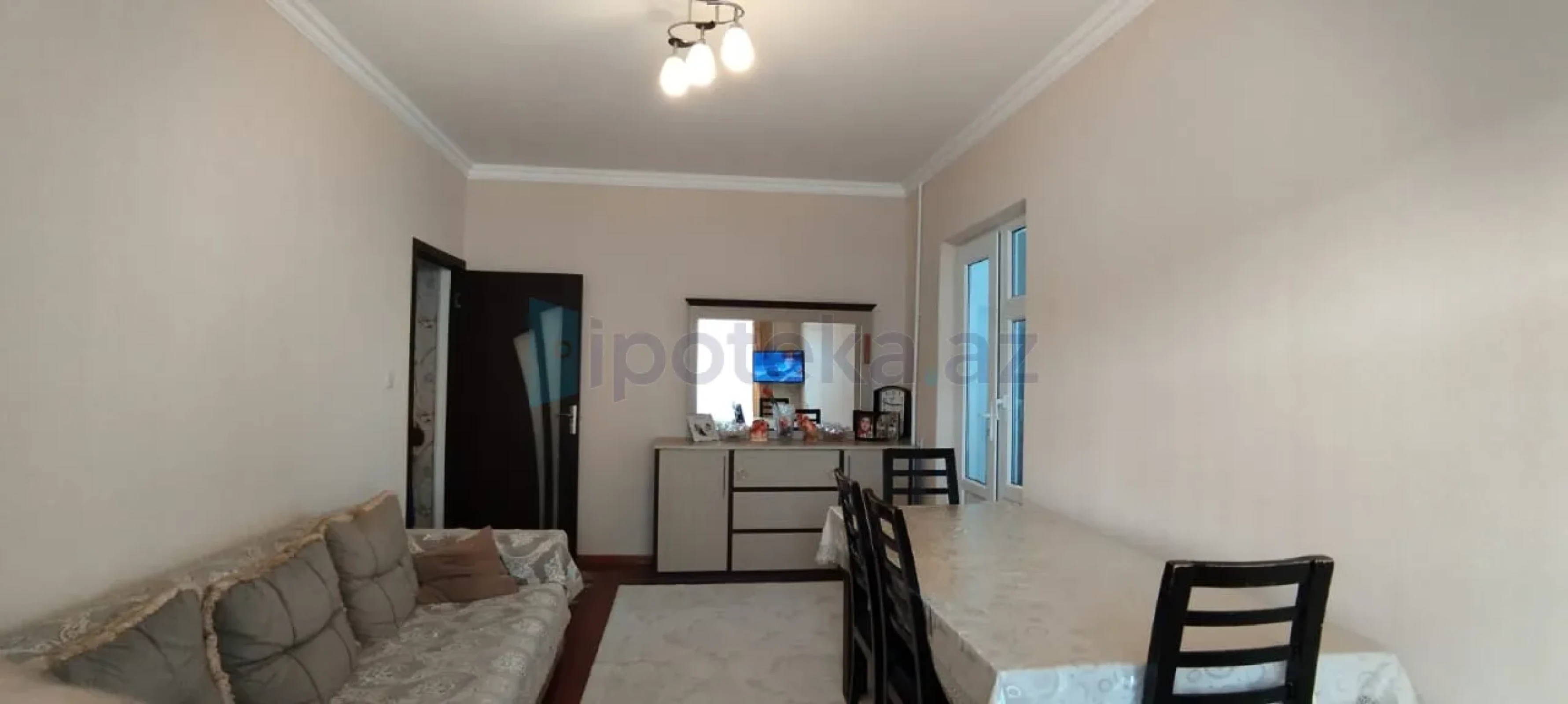 Satılır 2 otaqlı köhnə tikili 65 m²