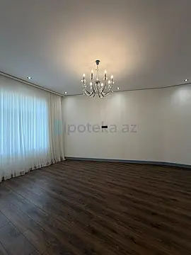 Satılır 5 otaqlı mənzil 280 m²