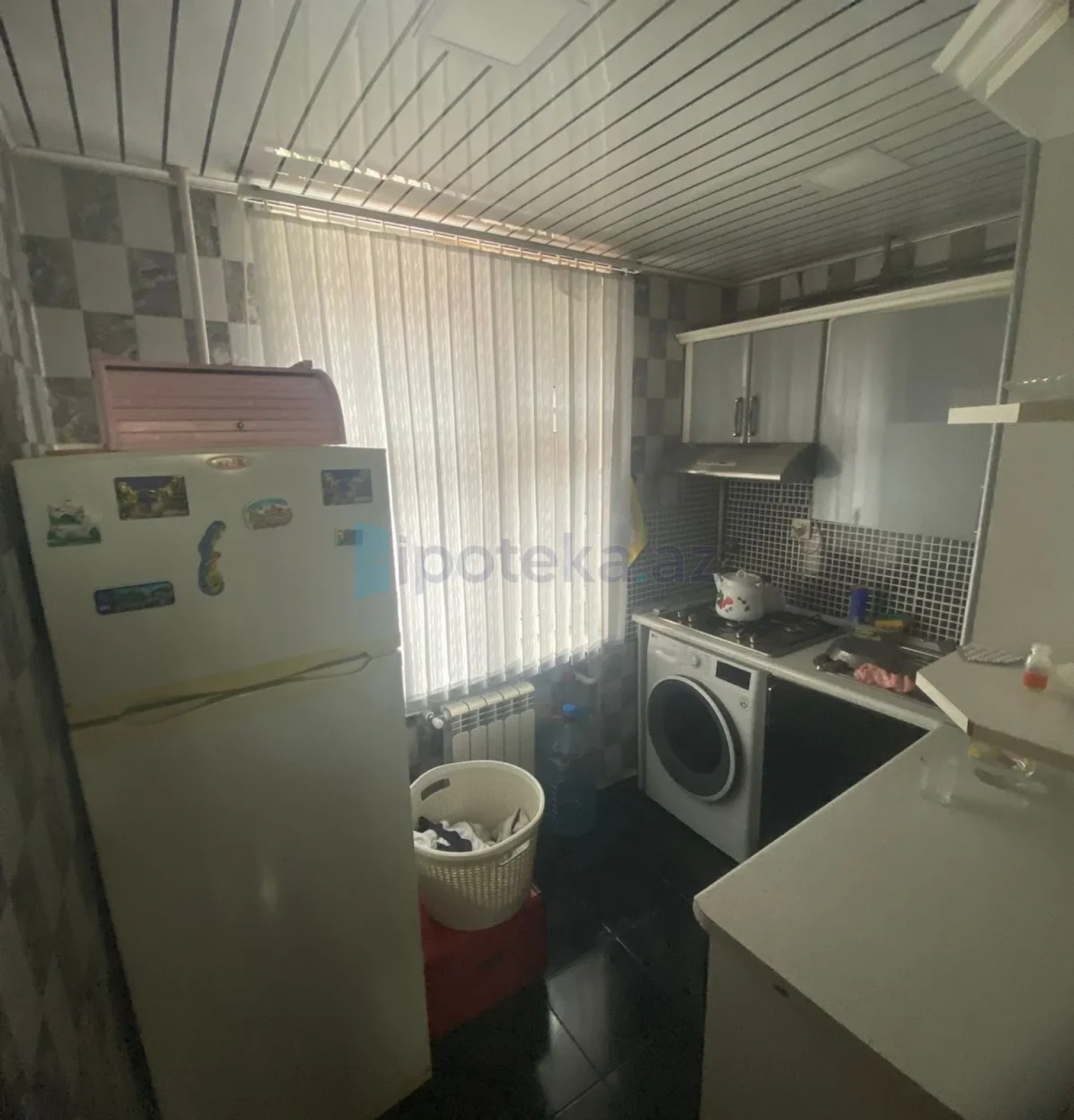 Satılır 3 otaqlı köhnə tikili 86 m²