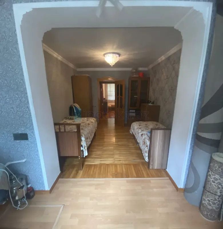 Satılır 3 otaqlı köhnə tikili 86 m²