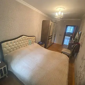Satılır 3 otaqlı köhnə tikili 86 m²