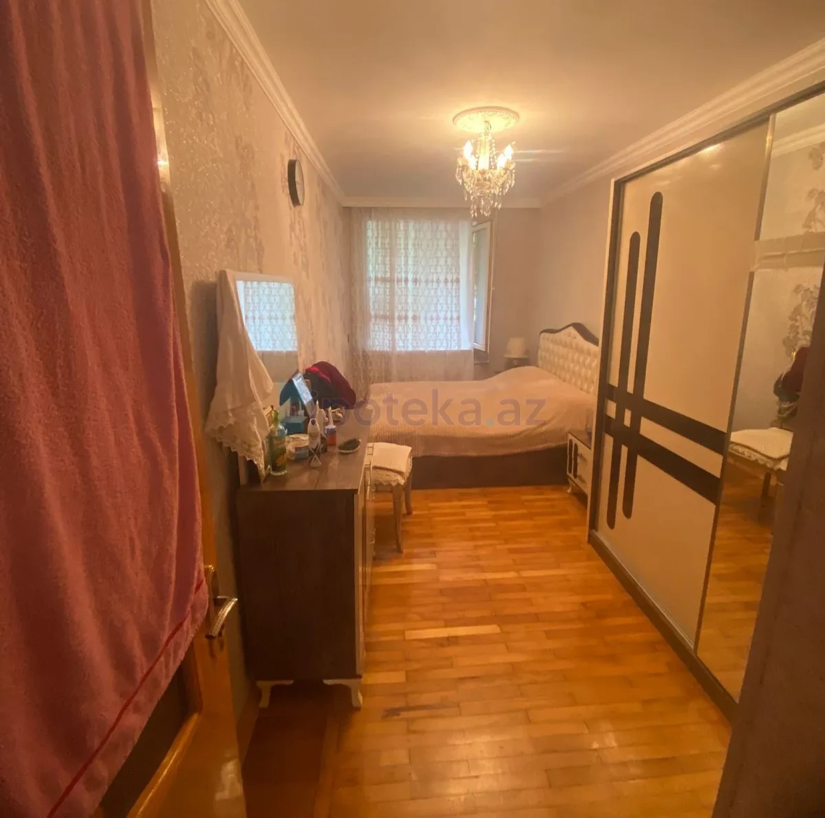 Satılır 3 otaqlı köhnə tikili 86 m²