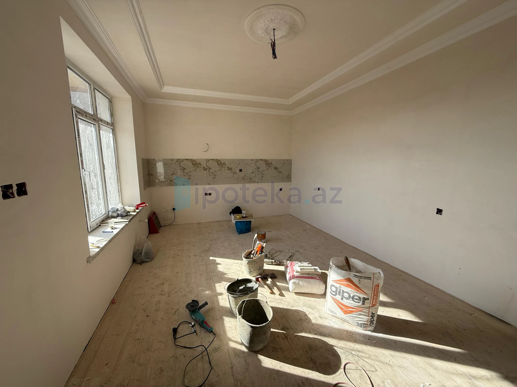 Satılır 2 otaqlı həyət evi 65 m²