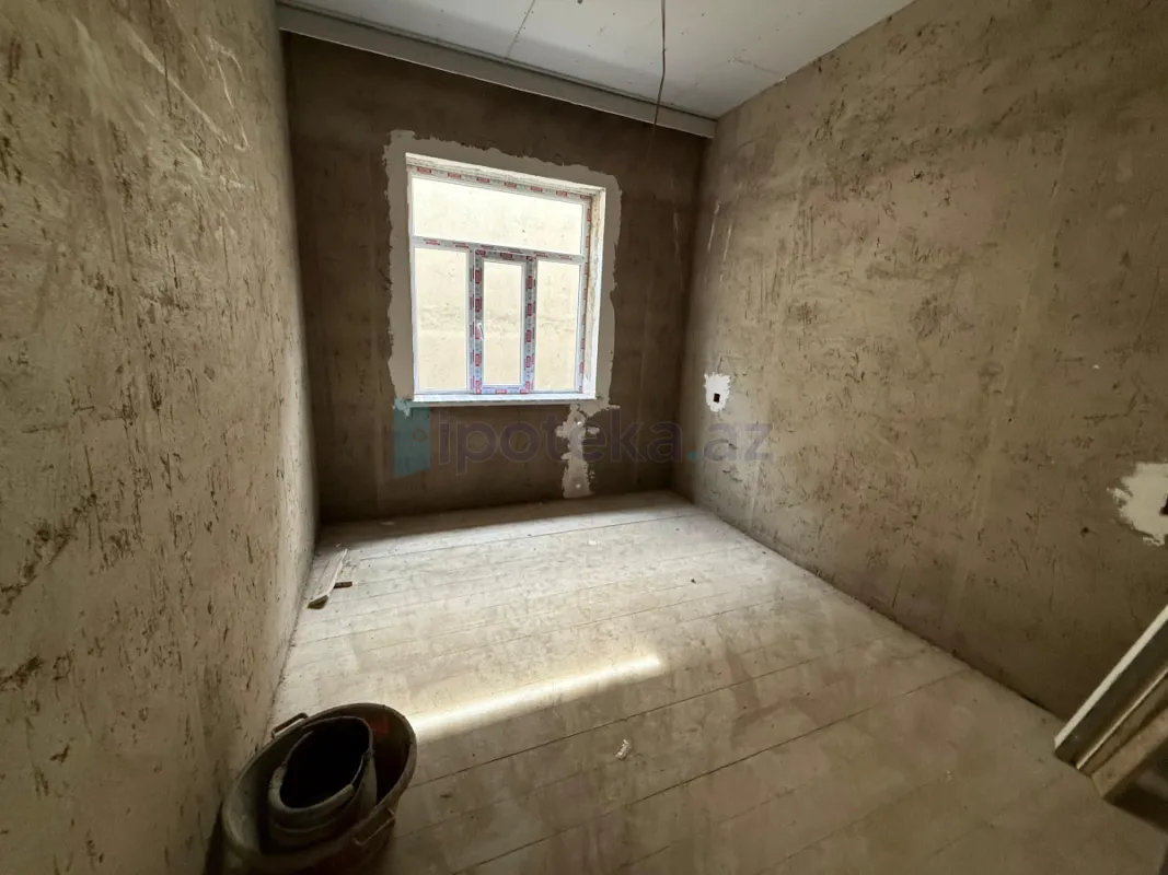 Satılır 4 otaqlı həyət evi 100 m²