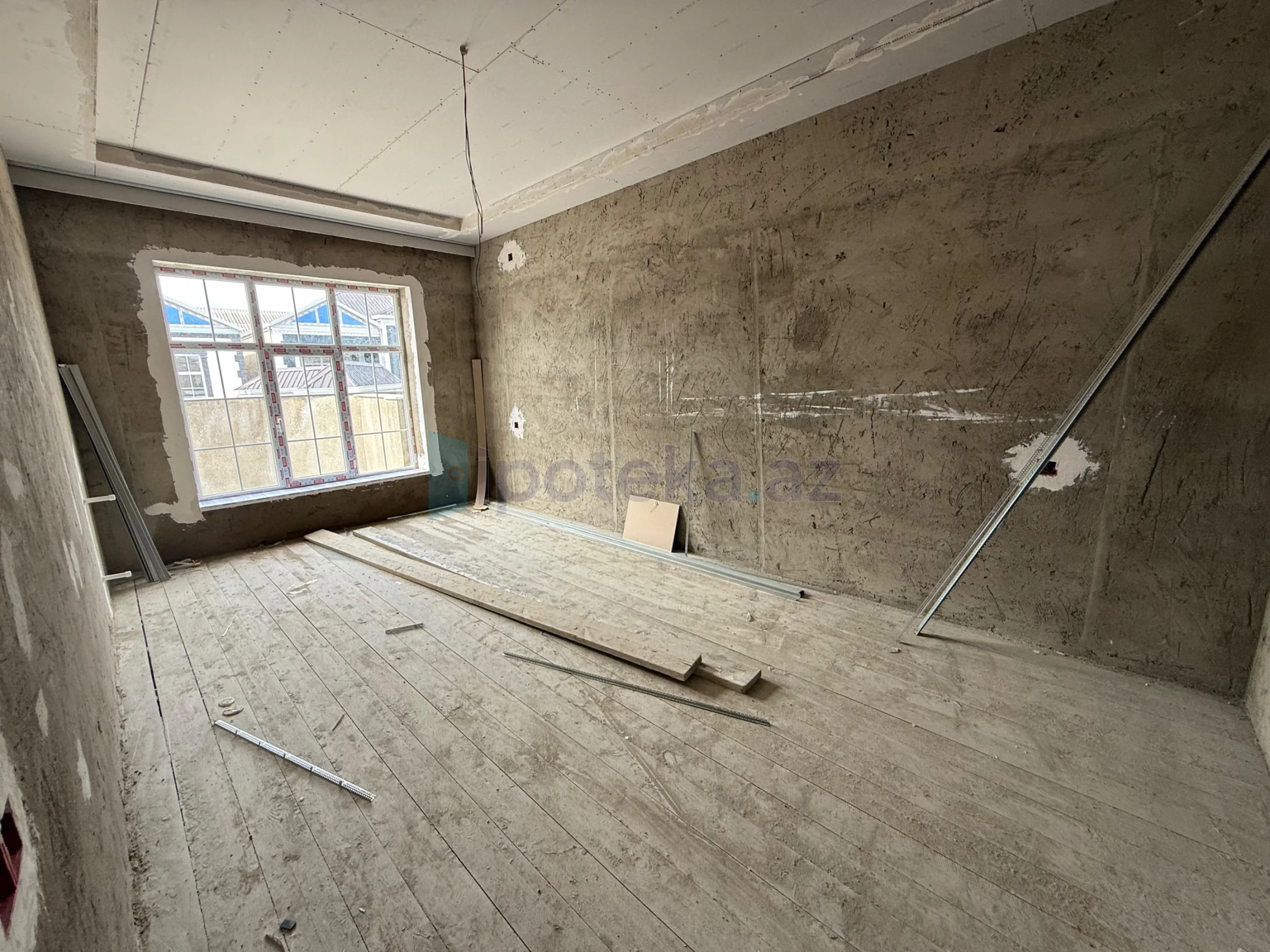 Satılır 4 otaqlı həyət evi 100 m²