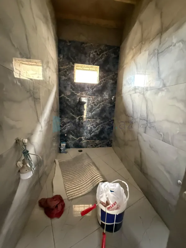 Satılır 4 otaqlı həyət evi 100 m²