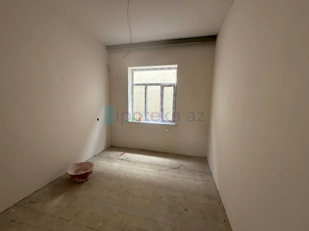 Satılır 4 otaqlı həyət evi 100 m²