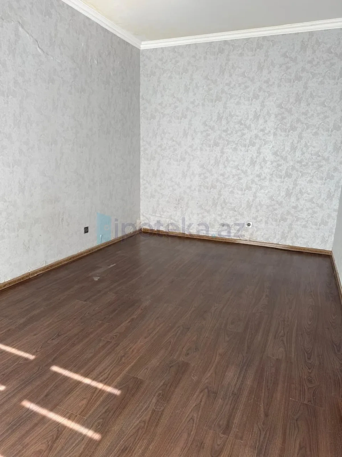 Satılır 2 otaqlı yeni tikili 43 m²
