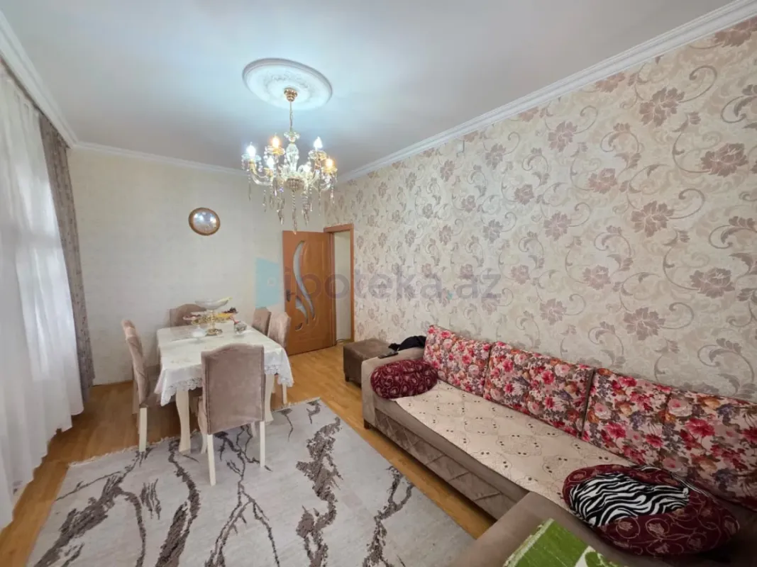Satılır 3 otaqlı köhnə tikili 60 m²