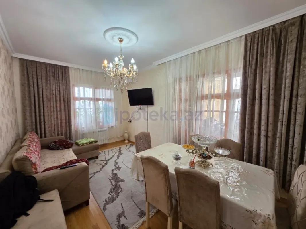 Satılır 3 otaqlı köhnə tikili 60 m²