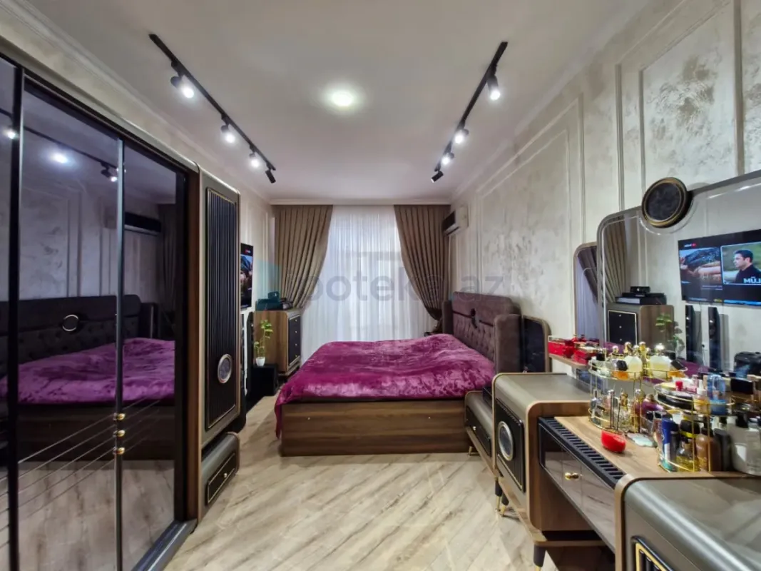 Satılır 2 otaqlı yeni tikili 87 m²
