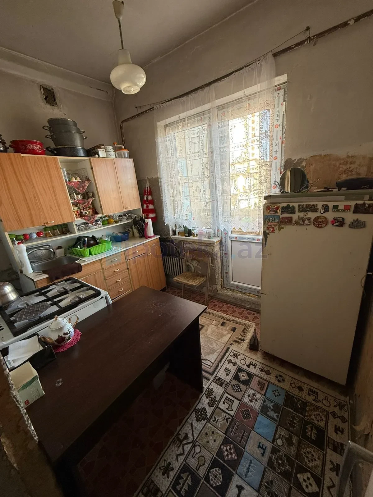 Satılır 4 otaqlı köhnə tikili 110 m²