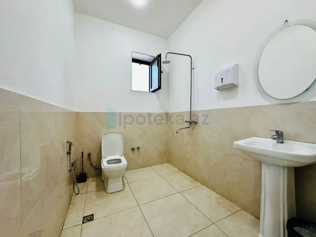 Satılır 4 otaqlı obyekt 280 m²