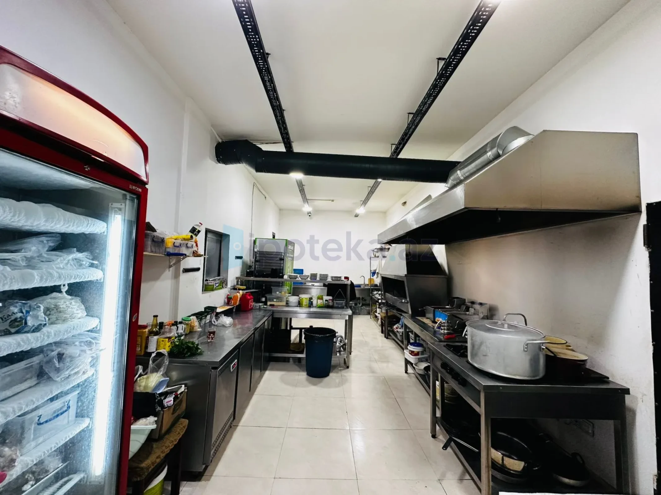 Satılır 4 otaqlı obyekt 280 m²