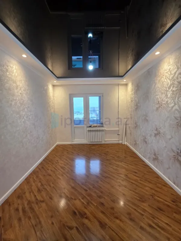 Satılır 2 otaqlı köhnə tikili 60 m²
