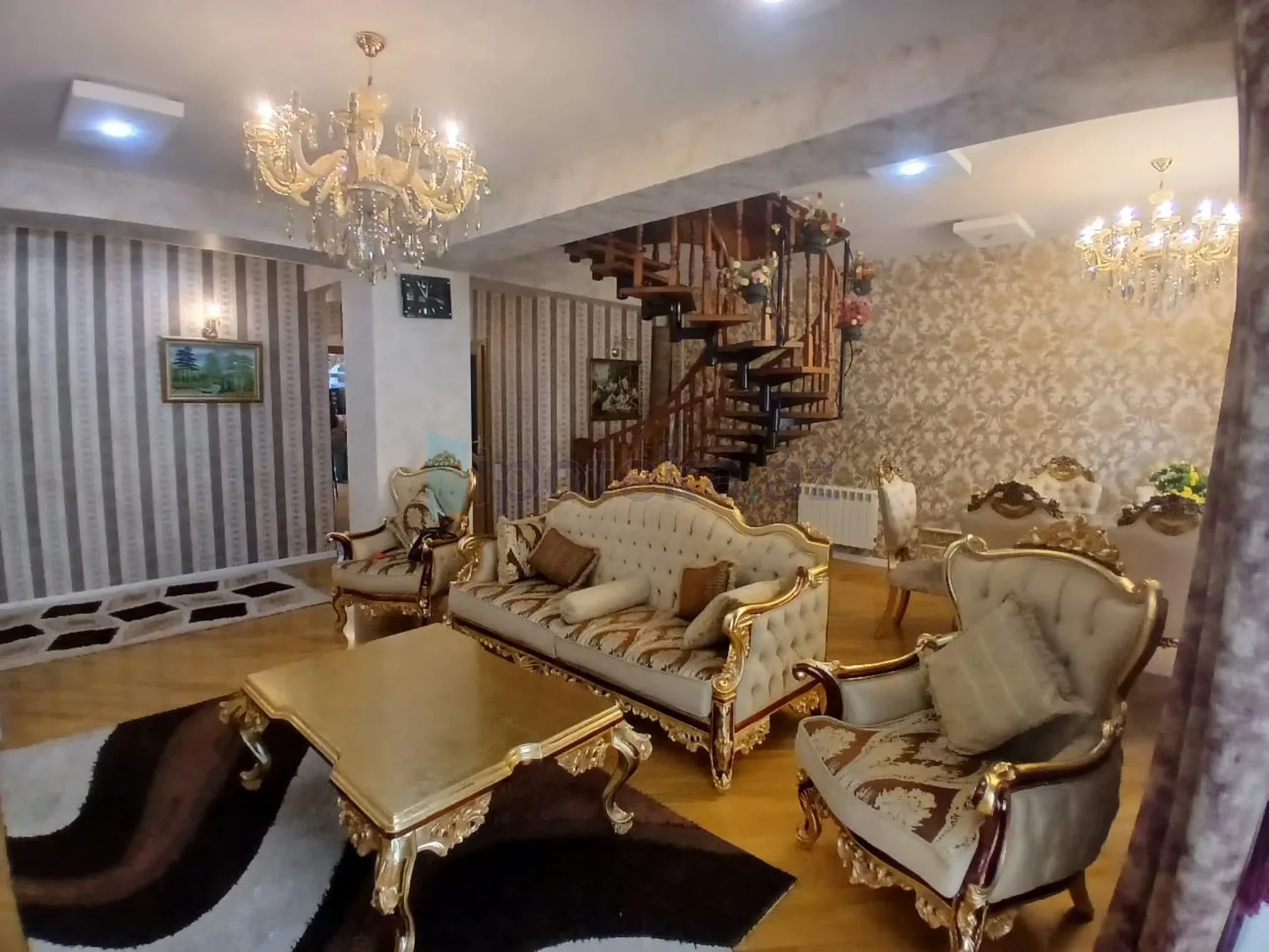 Satılır 4 otaqlı yeni tikili 188 m²