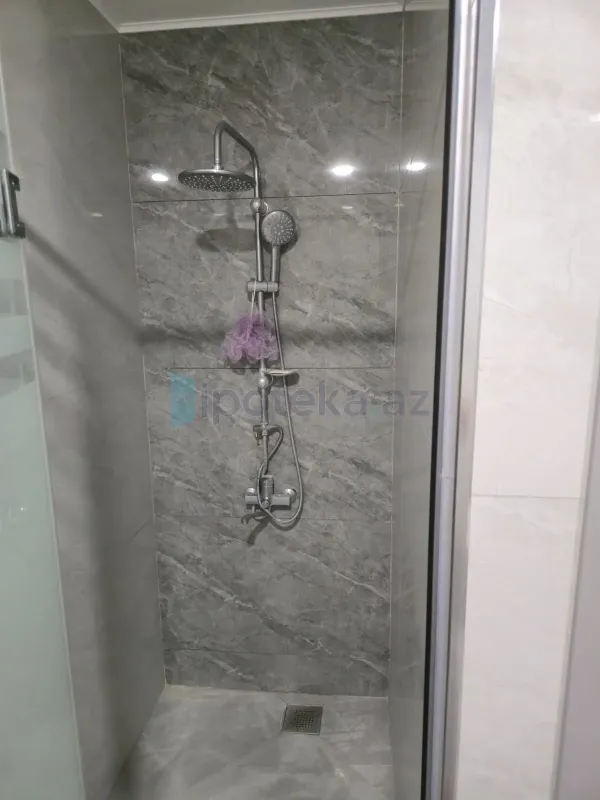 Satılır 2 otaqlı yeni tikili 68 m²