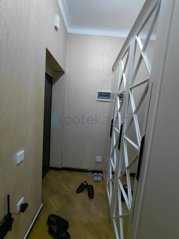 Satılır 3 otaqlı yeni tikili 100 m²