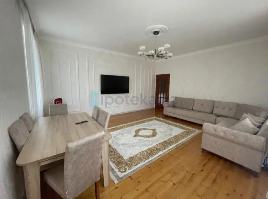 Satılır 2 otaqlı yeni tikili 80 m²