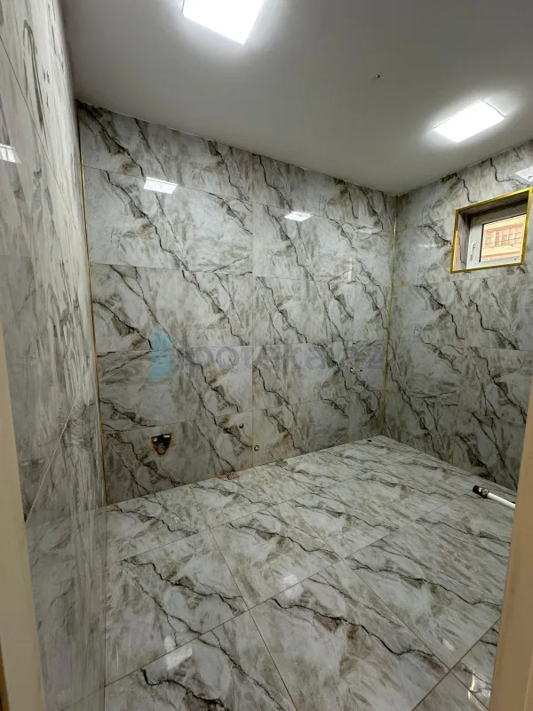 Satılır 5 otaqlı mənzil 157 m²