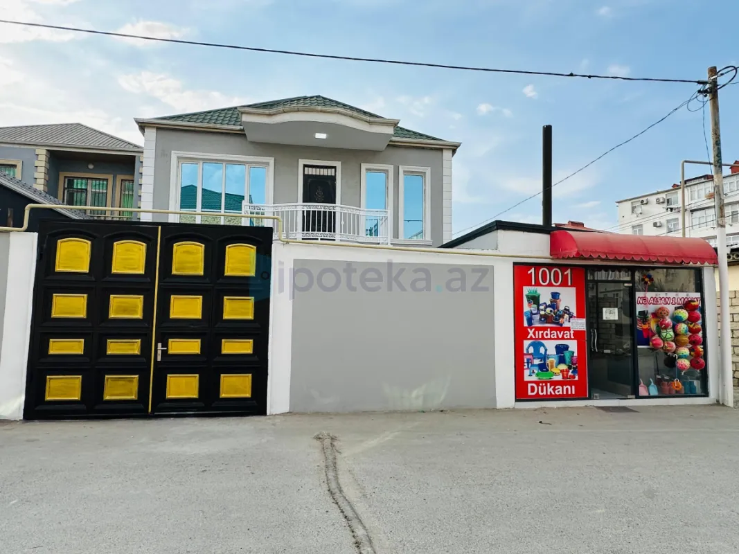 Satılır 5 otaqlı mənzil 157 m²