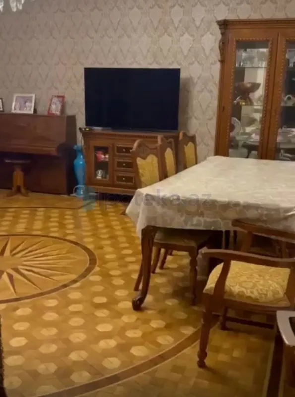 Satılır 3 otaqlı yeni tikili 105 m²