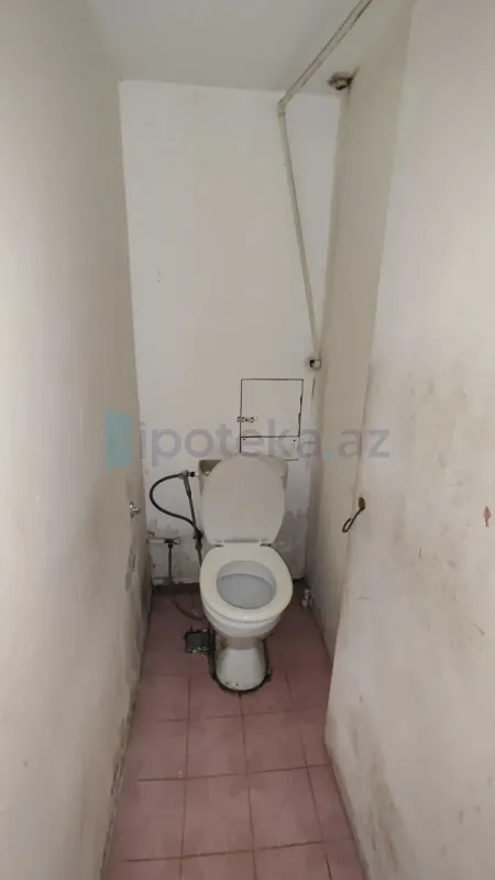 Satılır 2 otaqlı köhnə tikili 62 m²
