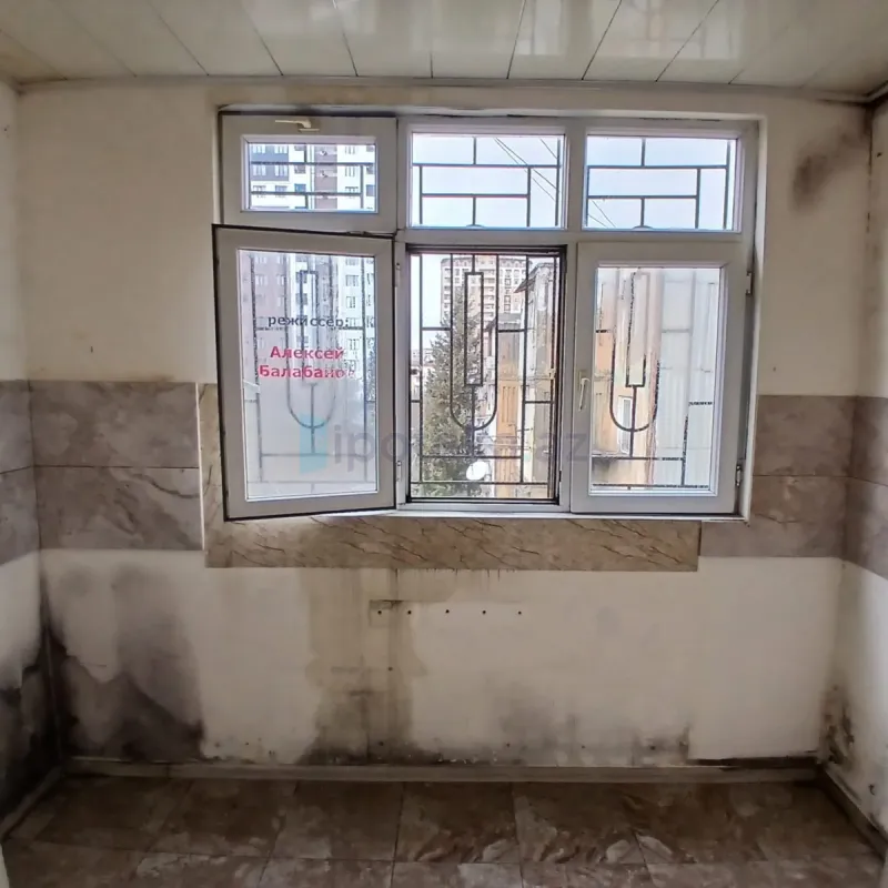 Satılır 2 otaqlı köhnə tikili 49.2 m²