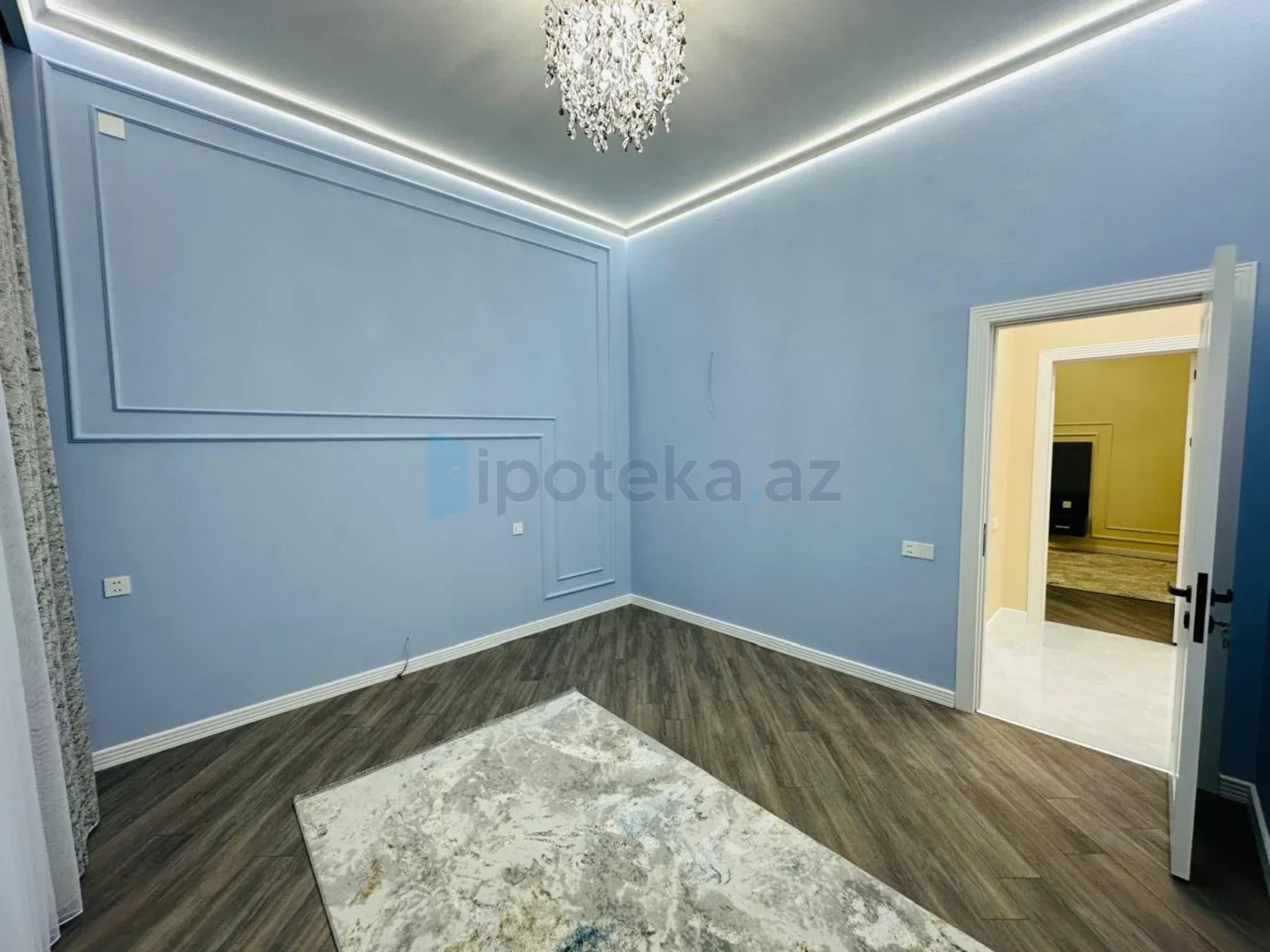 Satılır 5 otaqlı mənzil 230 m²