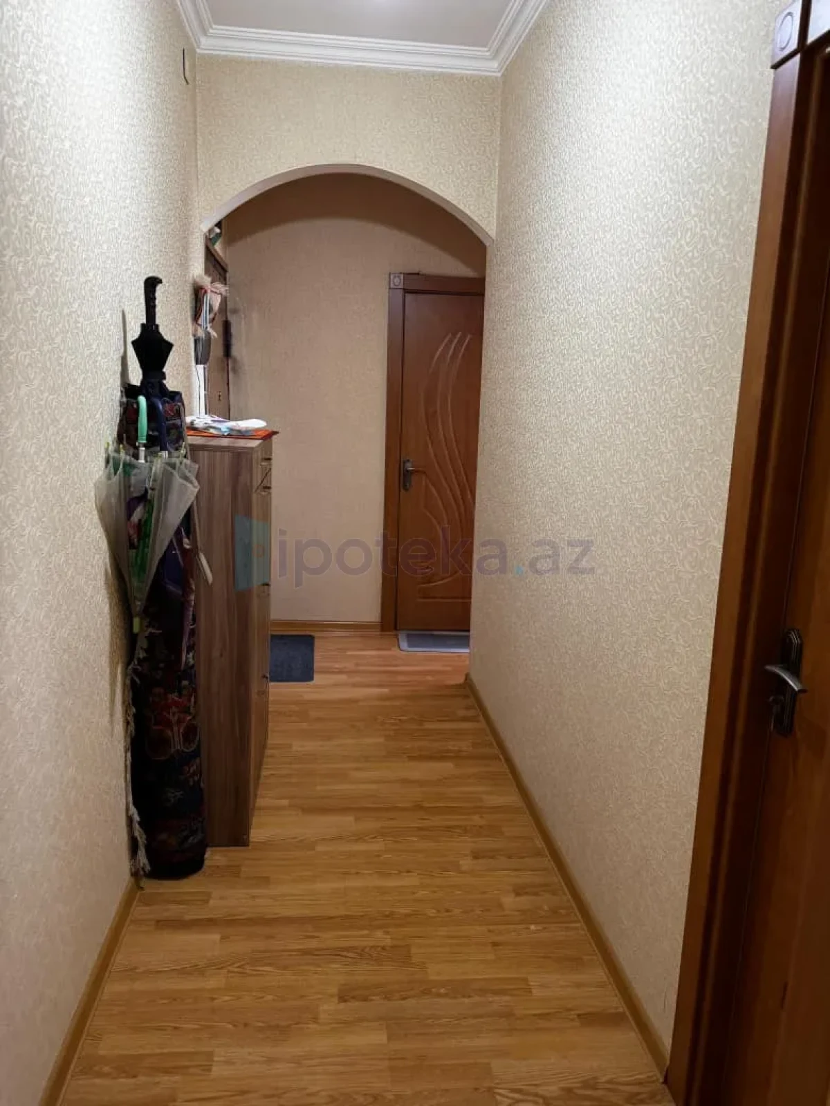 Satılır 2 otaqlı köhnə tikili 53 m²