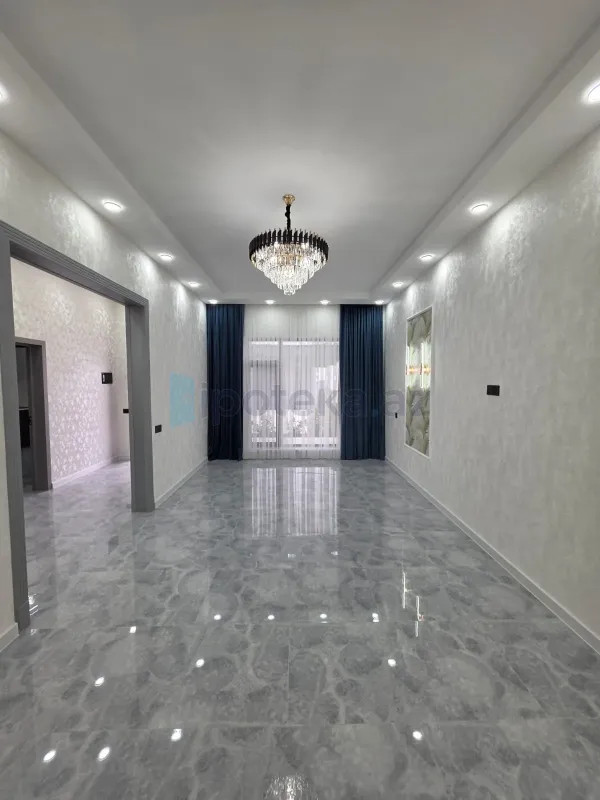 Satılır 4 otaqlı mənzil 150 m²