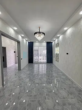 Satılır 4 otaqlı mənzil 150 m²