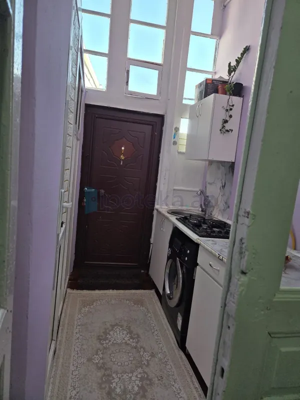 Satılır 2 otaqlı köhnə tikili 40 m²