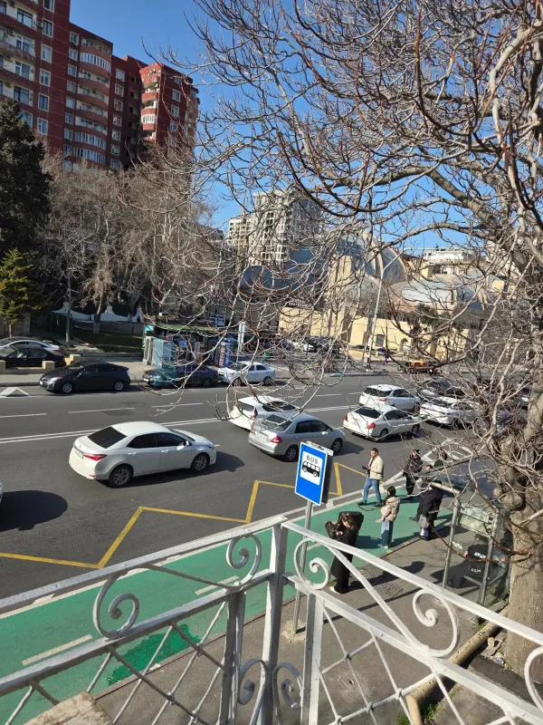 Satılır 2 otaqlı köhnə tikili 40 m²