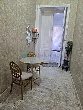 Satılır 2 otaqlı köhnə tikili 40 m²