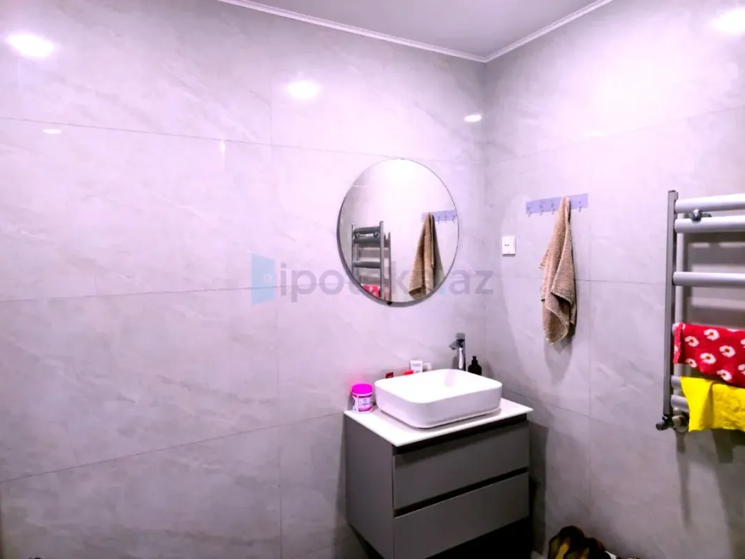 Satılır 2 otaqlı yeni tikili 68.5 m²