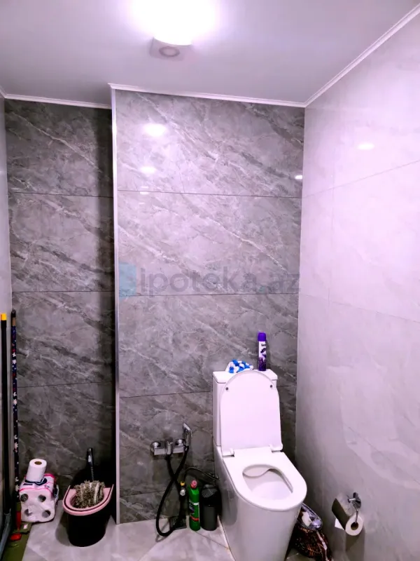 Satılır 2 otaqlı yeni tikili 68.5 m²