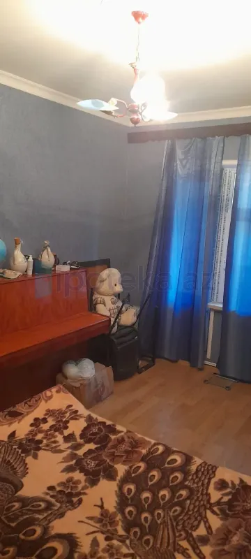 Satılır 5 otaqlı köhnə tikili 120 m²