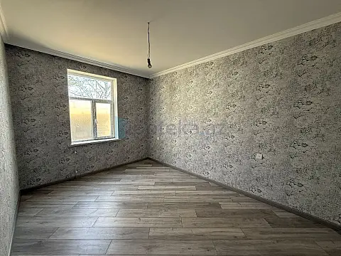 Satılır 4 otaqlı həyət evi 118 m²