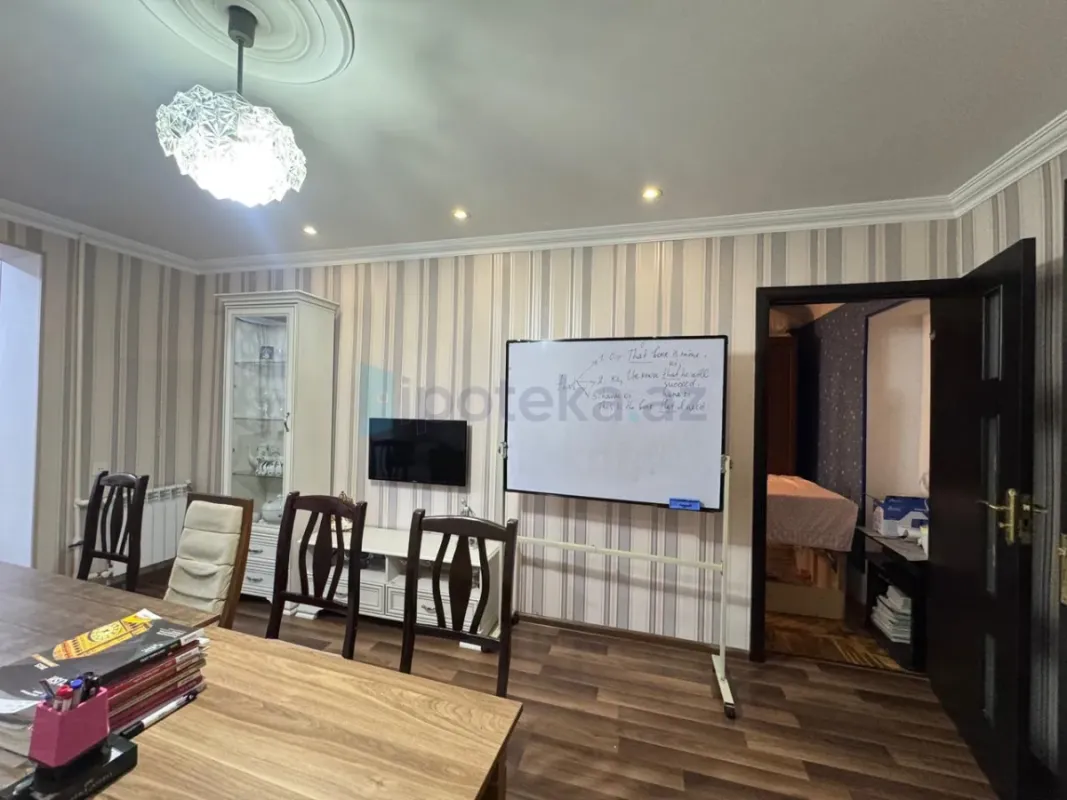 Satılır 3 otaqlı köhnə tikili 63 m²