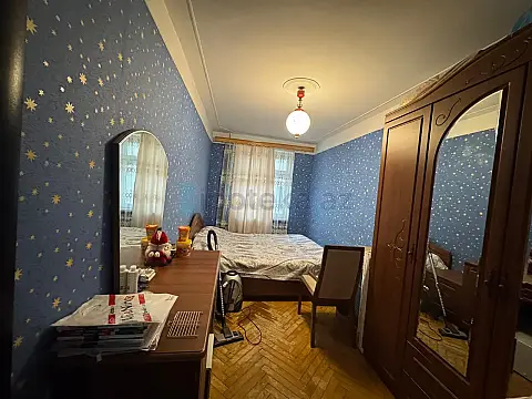 Satılır 3 otaqlı köhnə tikili 63 m²