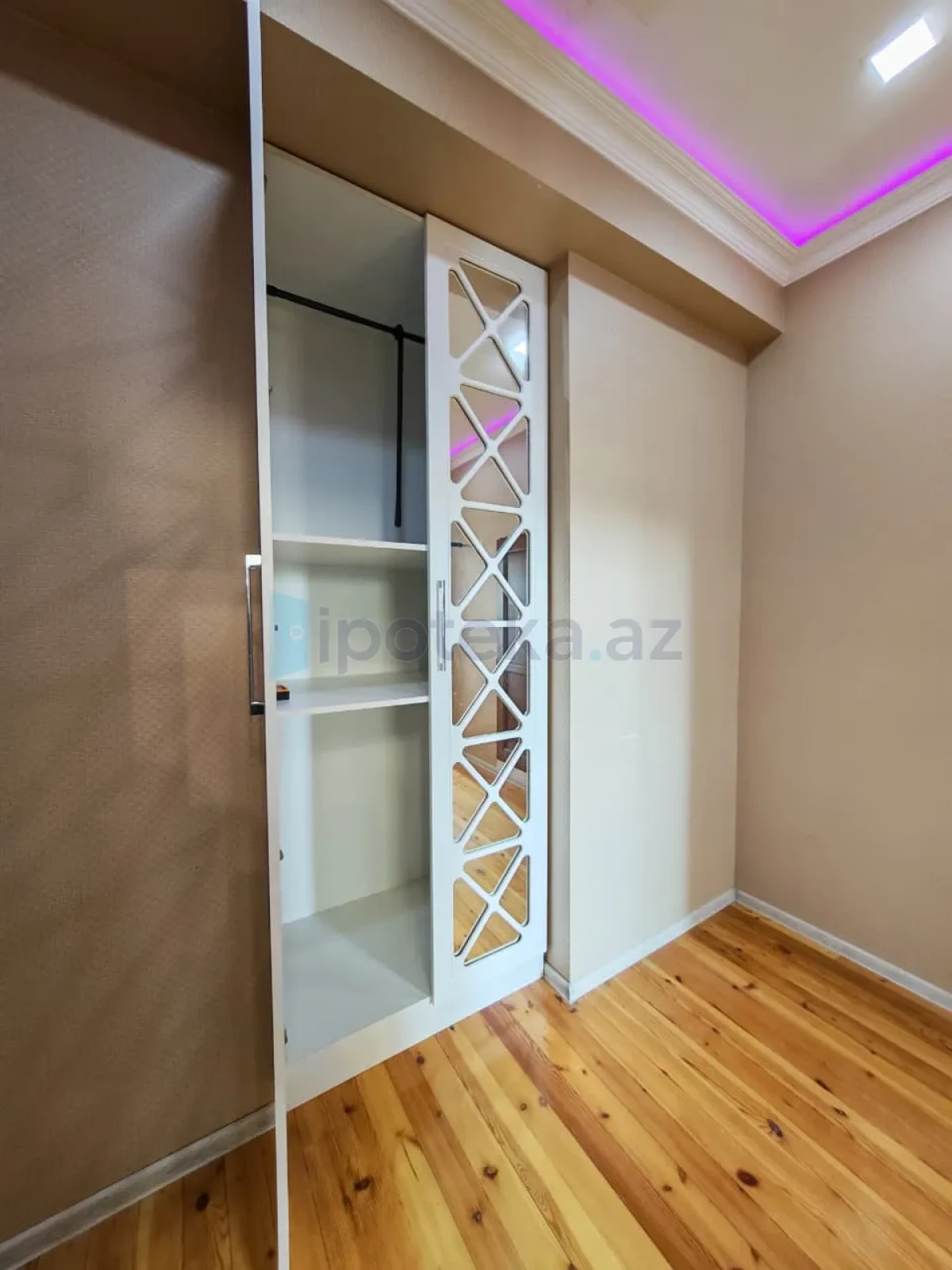 Satılır 2 otaqlı yeni tikili 43 m²
