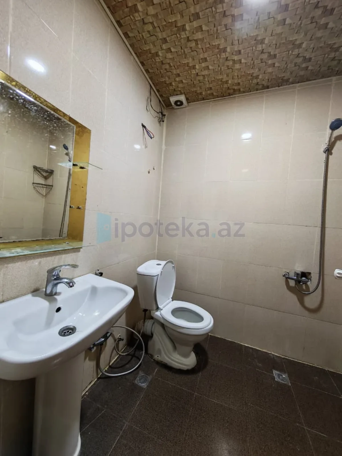 Satılır 2 otaqlı yeni tikili 43 m²