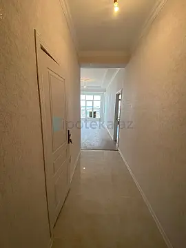 Satılır 2 otaqlı yeni tikili 72.5 m²