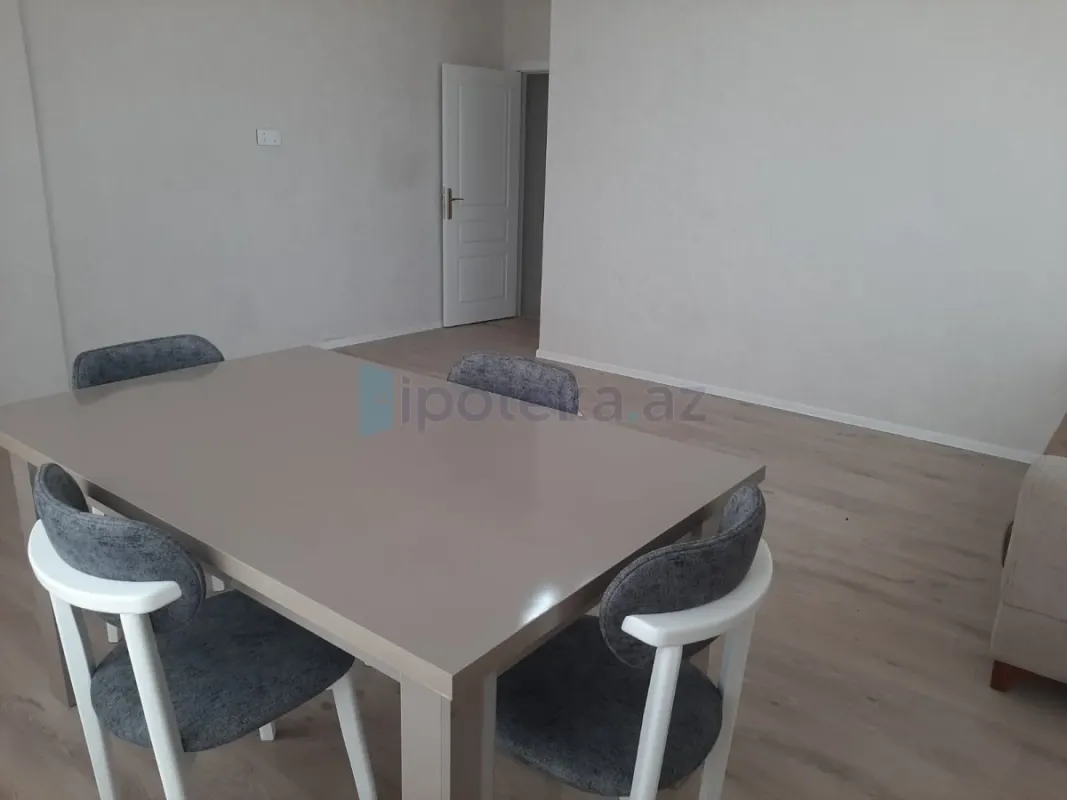 Satılır 2 otaqlı yeni tikili 93 m²