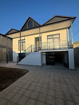 Satılır 4 otaqlı həyət evi 180 m²