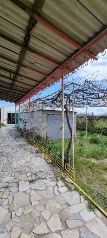 Satılır 3 otaqlı həyət evi 100 m²